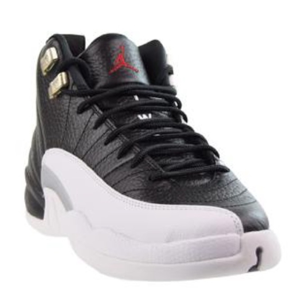 Nike Kids Air Jordan Retro 12 “Playoffs” Size 2Y Used Condition